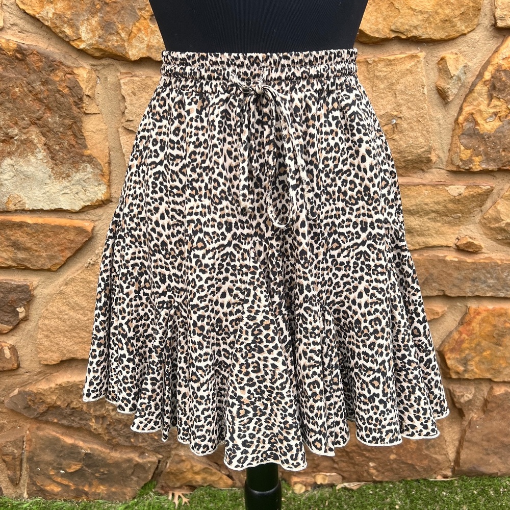 Vestique Leopard Print Skater Skirt - Size M